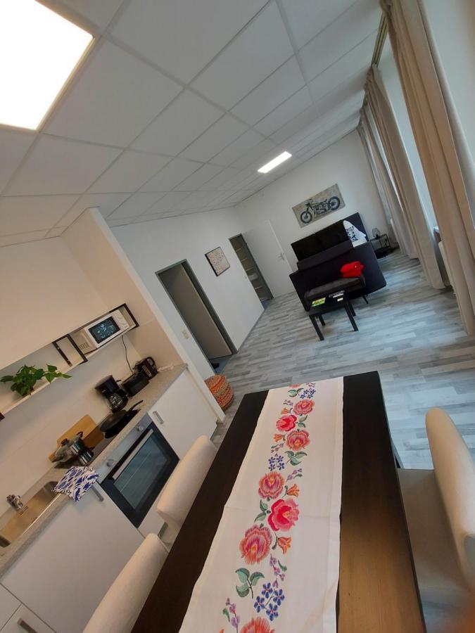 דירות וינה Apartman Favorita מראה חיצוני תמונה